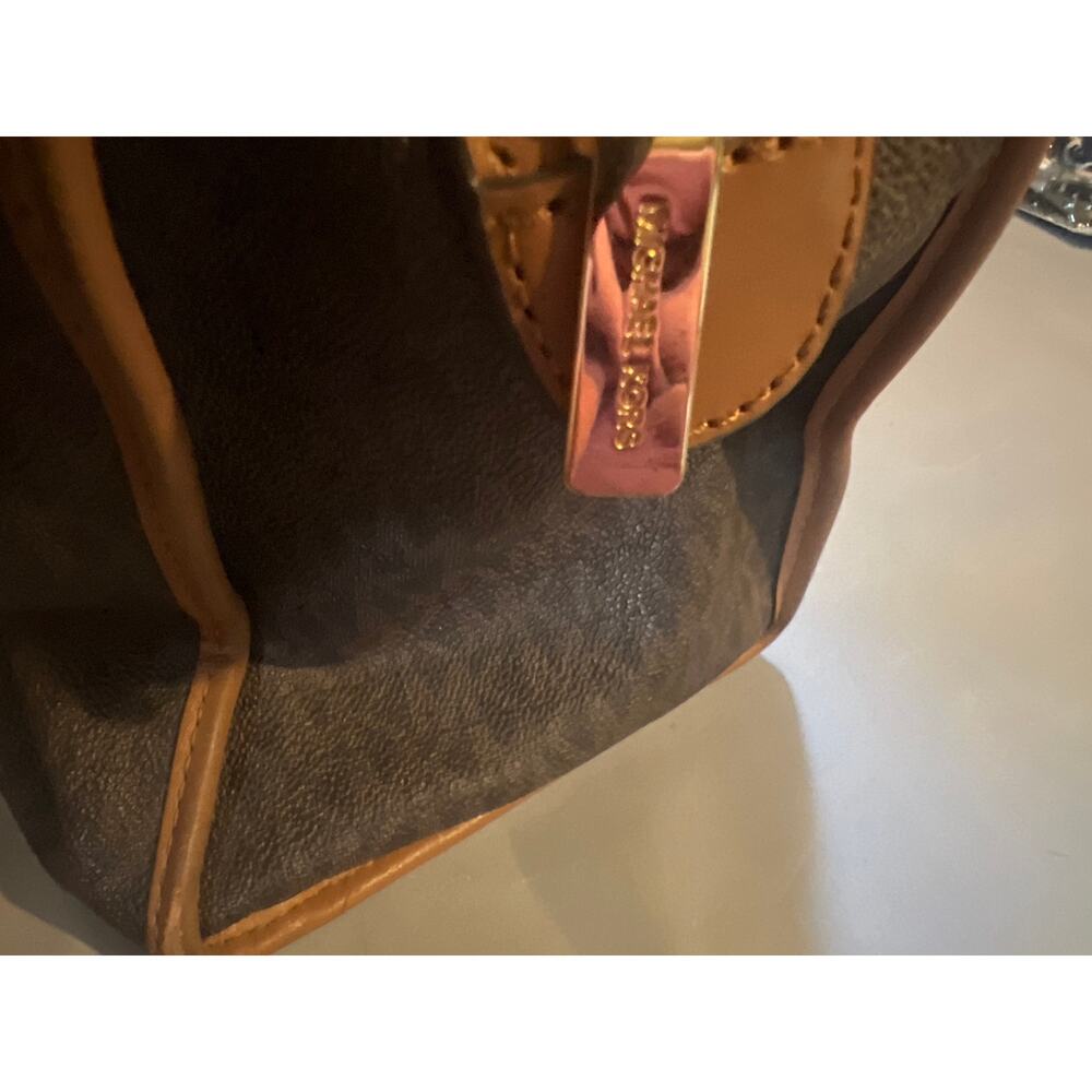 MICHAEL Michael Kors Darien Medium Logo Tote - Picture 8 of 12